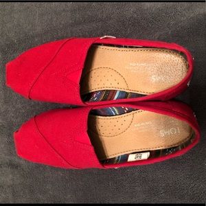 Red Toms